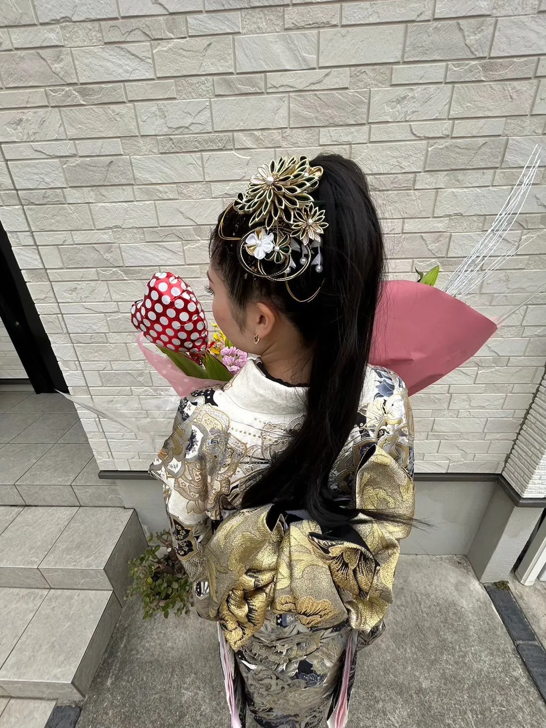 成人式 ヘアアレンジ ハイポニー ストレート